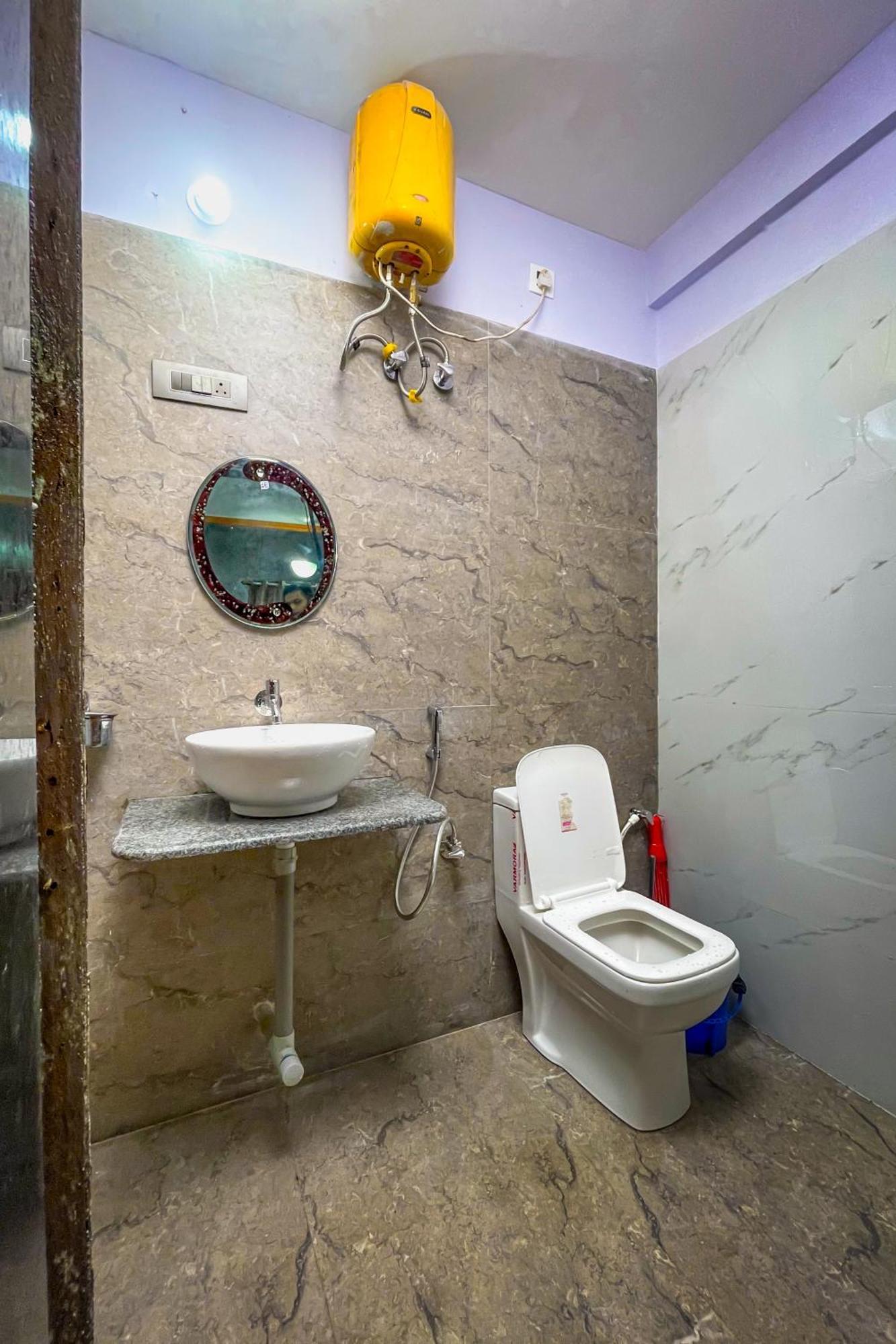 Bbn Serviced Apartment Calangute Room photo